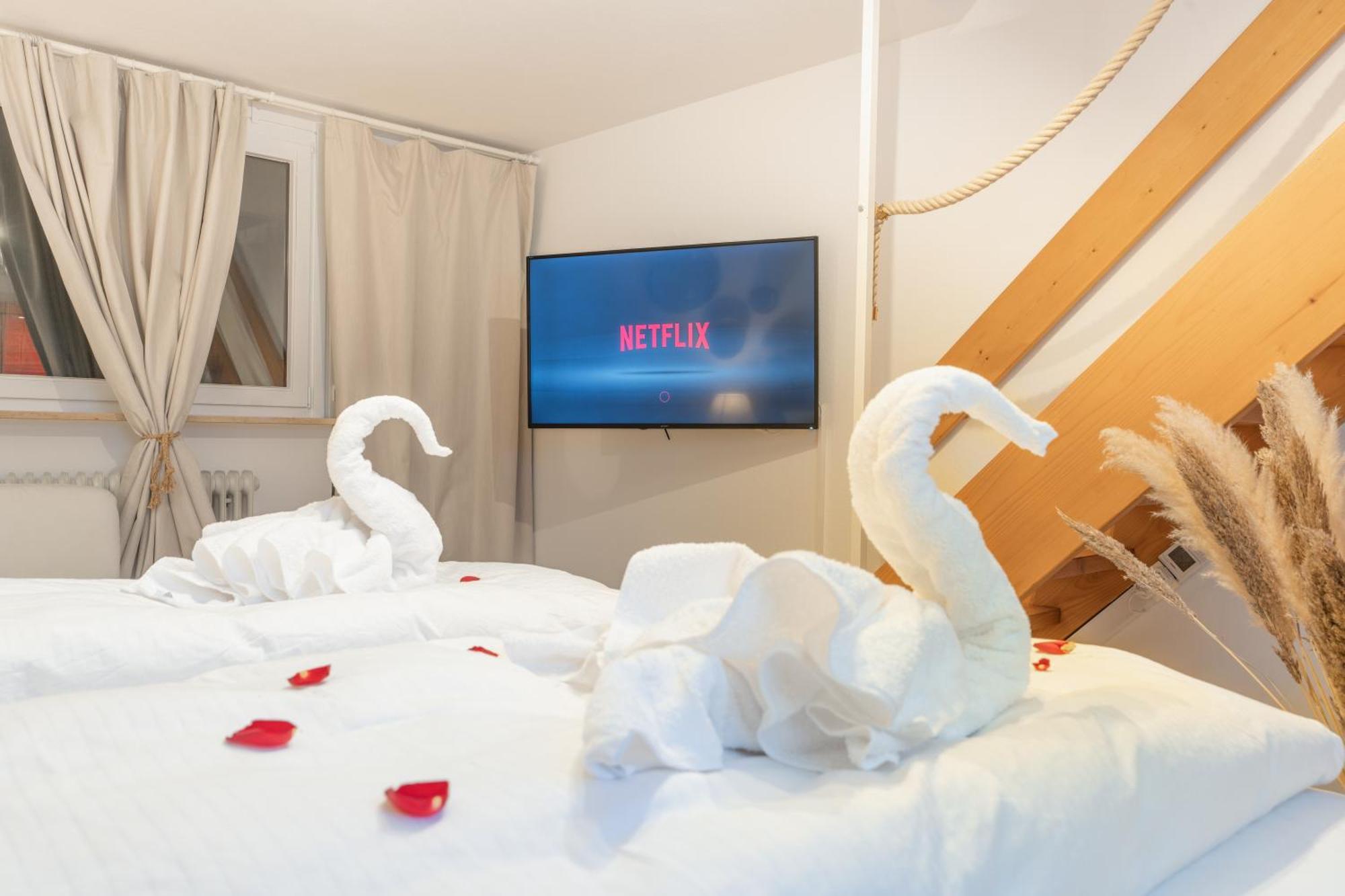 Seeblick-Oase Istayunixi Seenaehe-Sauna-Balkon-Netflix-Parkplatz Енінген Екстер'єр фото