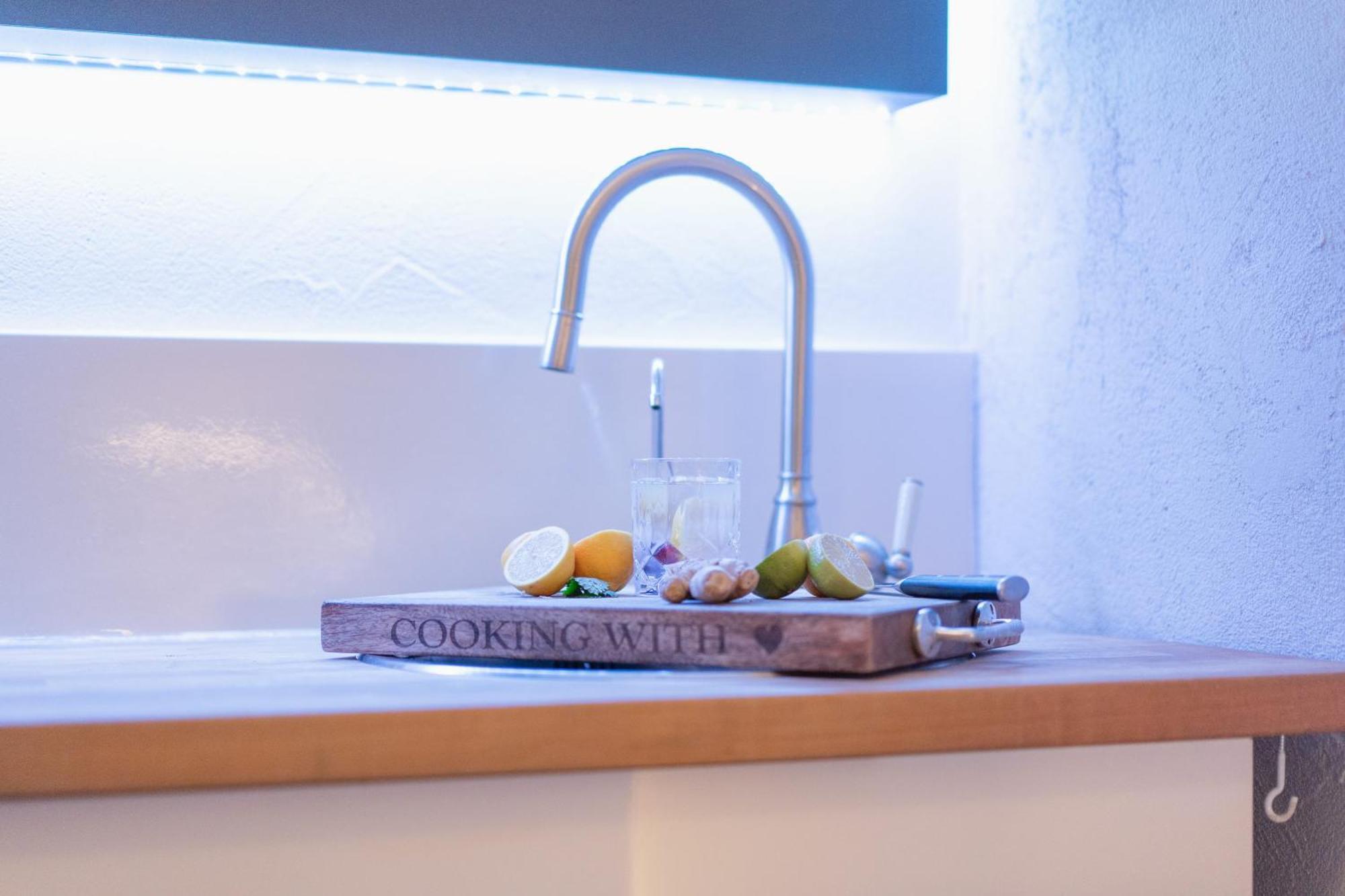Seeblick-Oase Istayunixi Seenaehe-Sauna-Balkon-Netflix-Parkplatz Енінген Екстер'єр фото